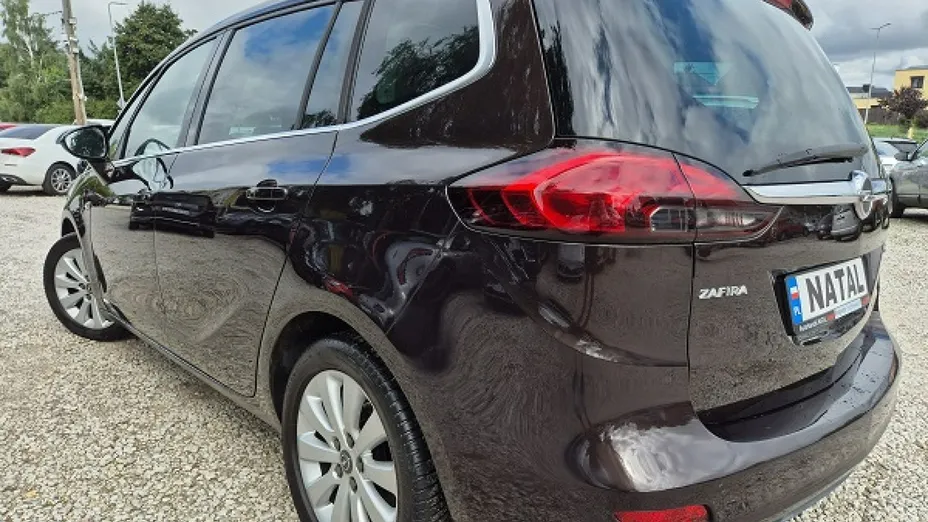 OPEL Zafira -