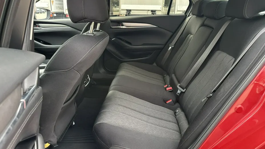 MAZDA 6 -