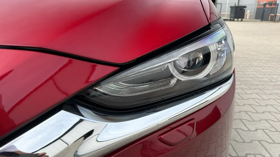 MAZDA 6 -