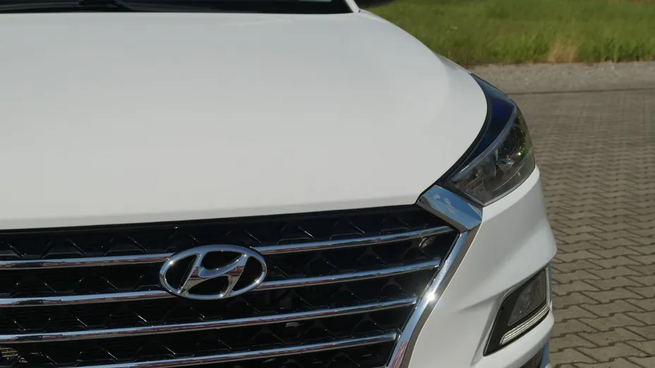 HYUNDAI Tucson -