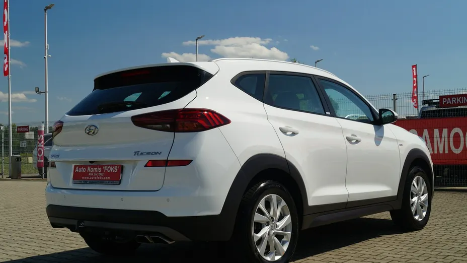 HYUNDAI Tucson -