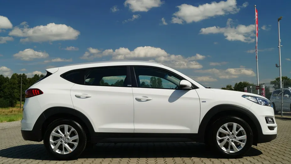HYUNDAI Tucson -