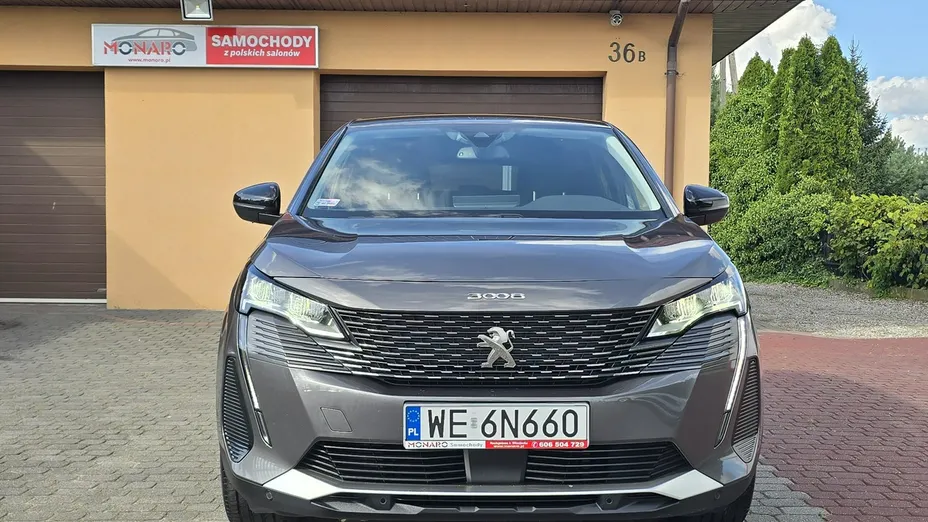 PEUGEOT 3008 -