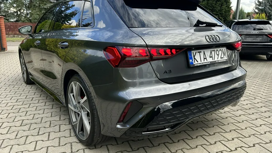 AUDI A3 Sportback -