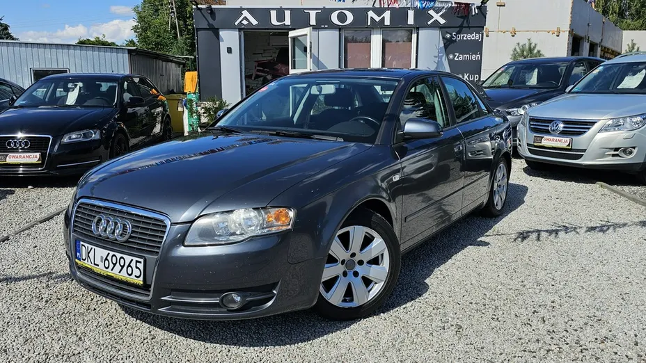 AUDI A4 -