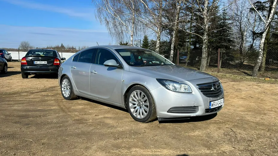 OPEL Insignia -