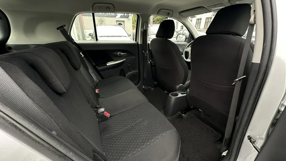 TOYOTA Urban Cruiser -