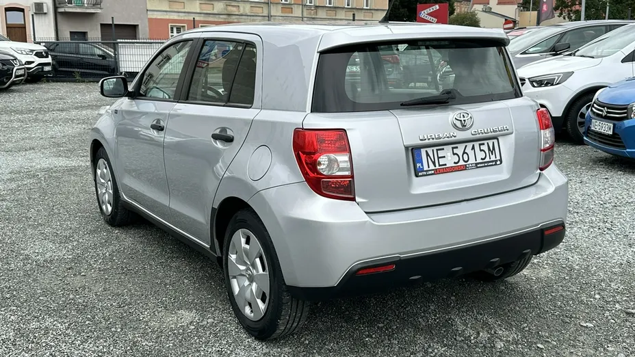 TOYOTA Urban Cruiser -
