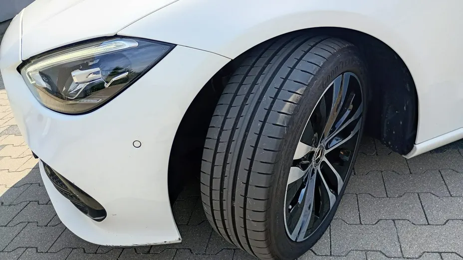 MERCEDES-BENZ C Klasa -