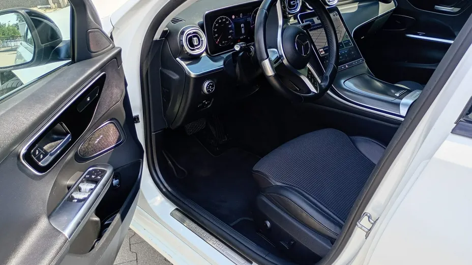 MERCEDES-BENZ C Klasa -