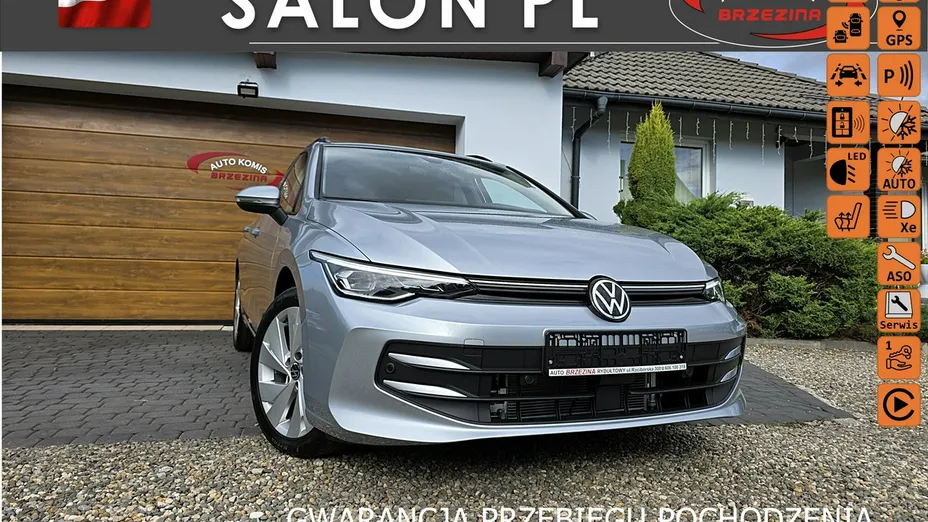 VOLKSWAGEN Golf -