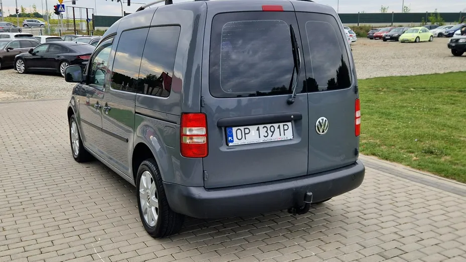 VOLKSWAGEN Caddy -