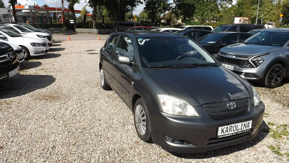 TOYOTA Corolla -