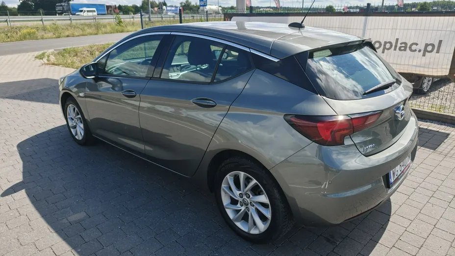 OPEL Astra -