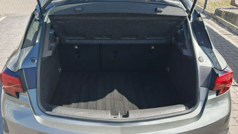 OPEL Astra -