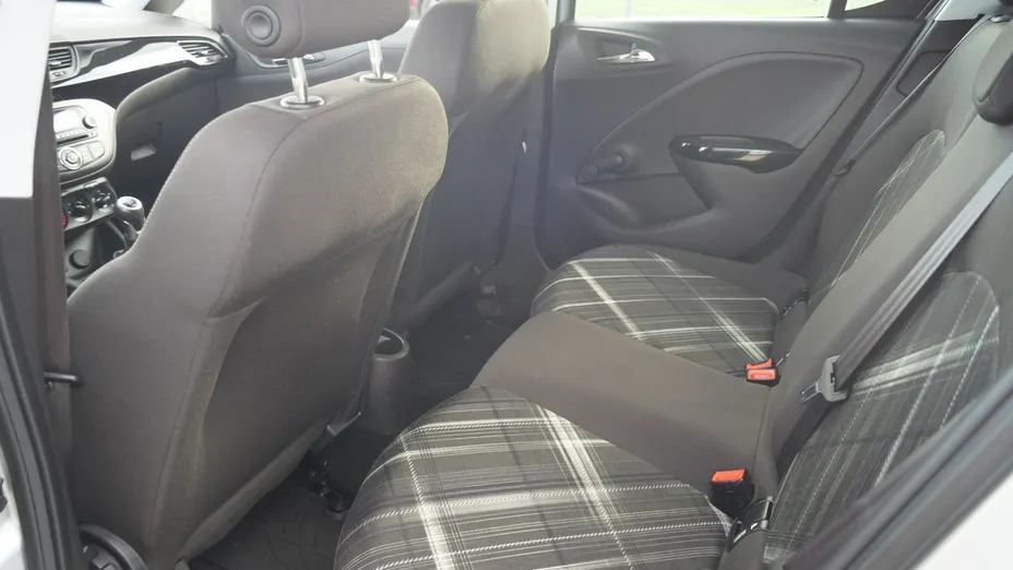 OPEL Corsa -