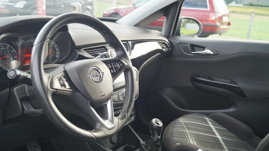 OPEL Corsa -