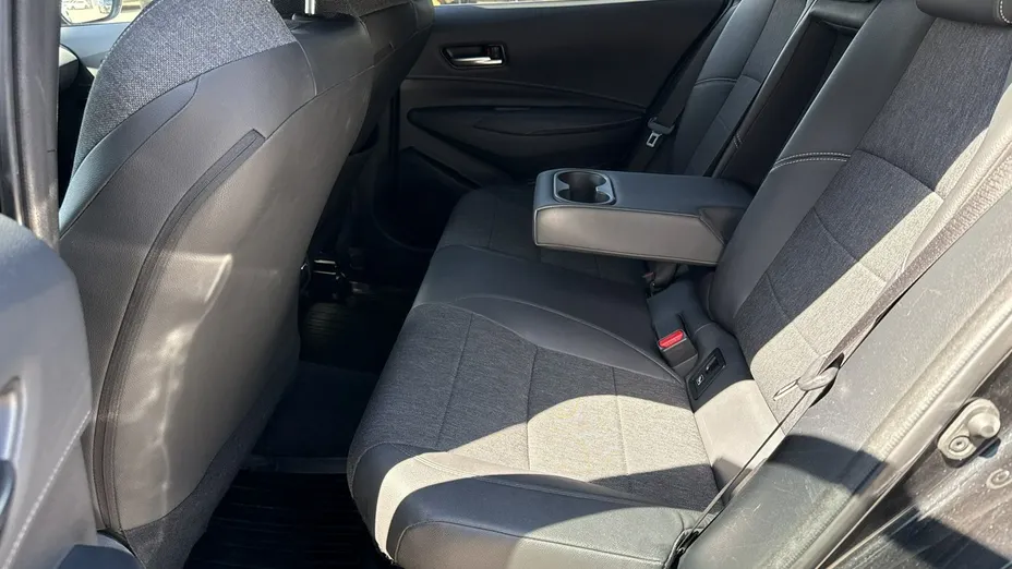 TOYOTA Corolla -