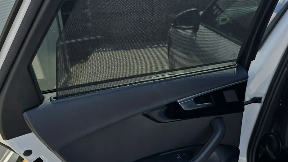 AUDI A4 -