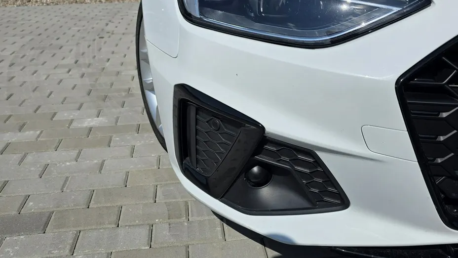 AUDI A4 -