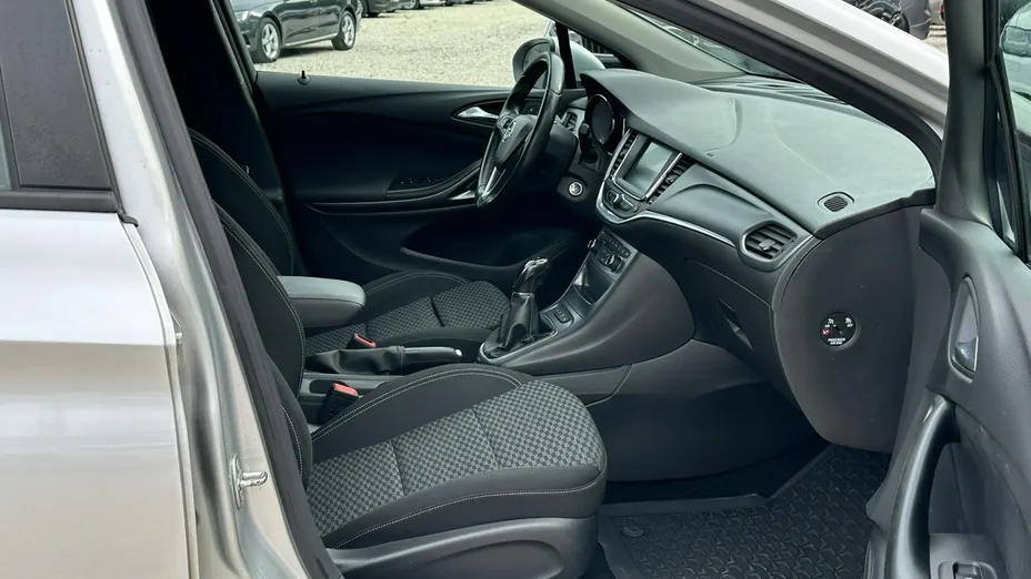 OPEL Astra -