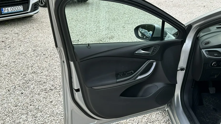 OPEL Astra -