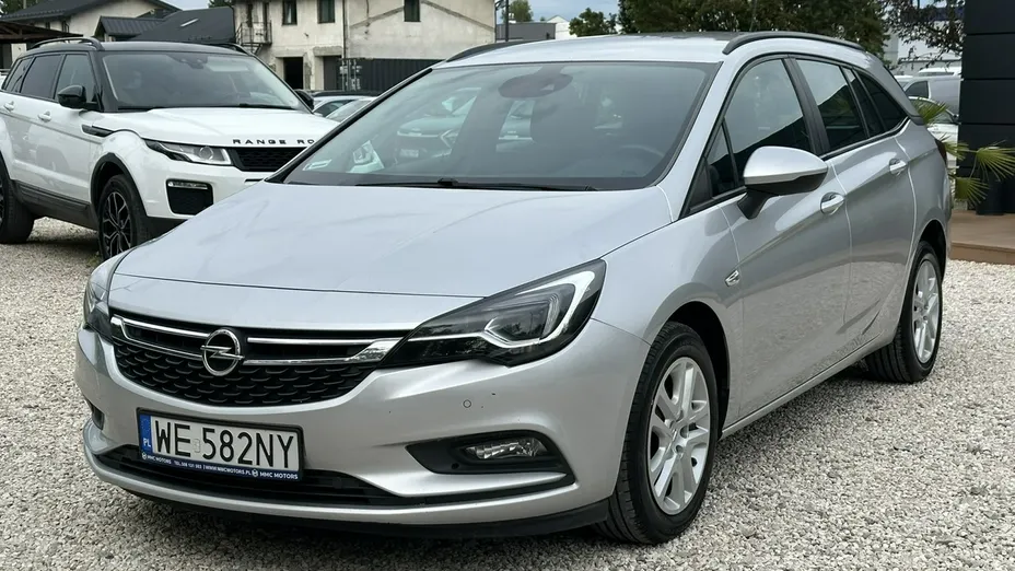 OPEL Astra -