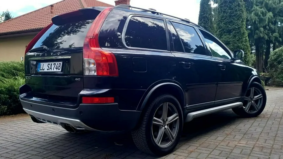 VOLVO XC90 -