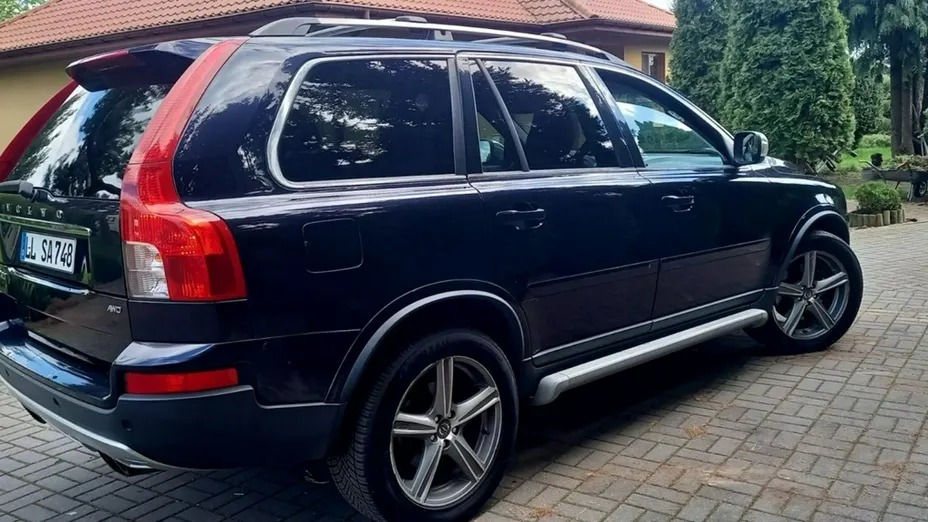 VOLVO XC90 -