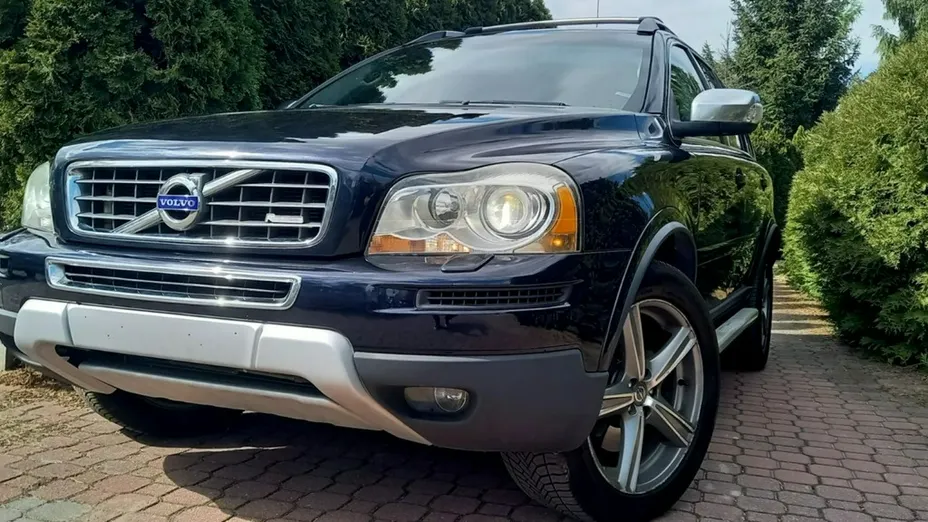 VOLVO XC90 -
