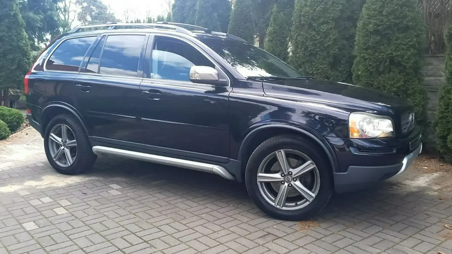 VOLVO XC90 -