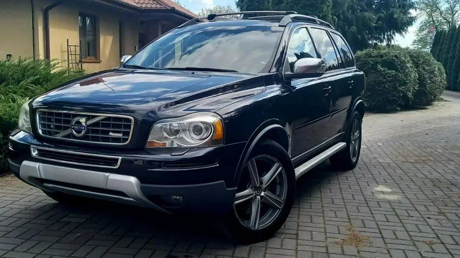 VOLVO XC90 -