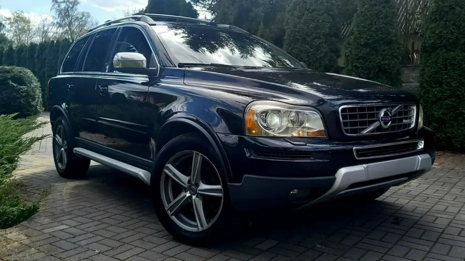 VOLVO XC90 -