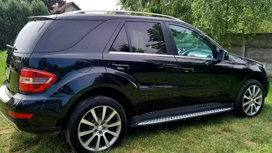 MERCEDES-BENZ ML -