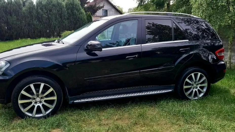MERCEDES-BENZ ML -