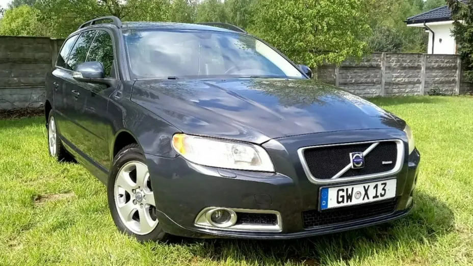 VOLVO V70 -