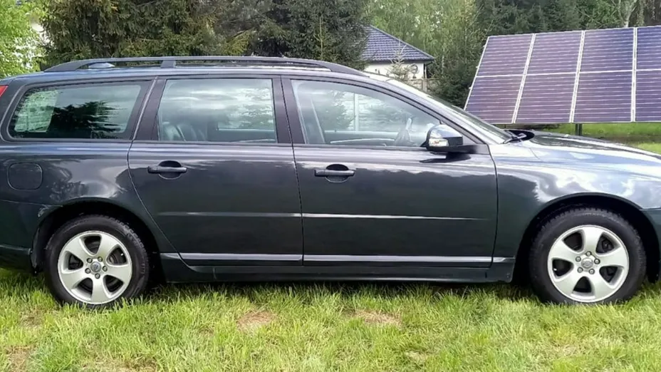 VOLVO V70 -