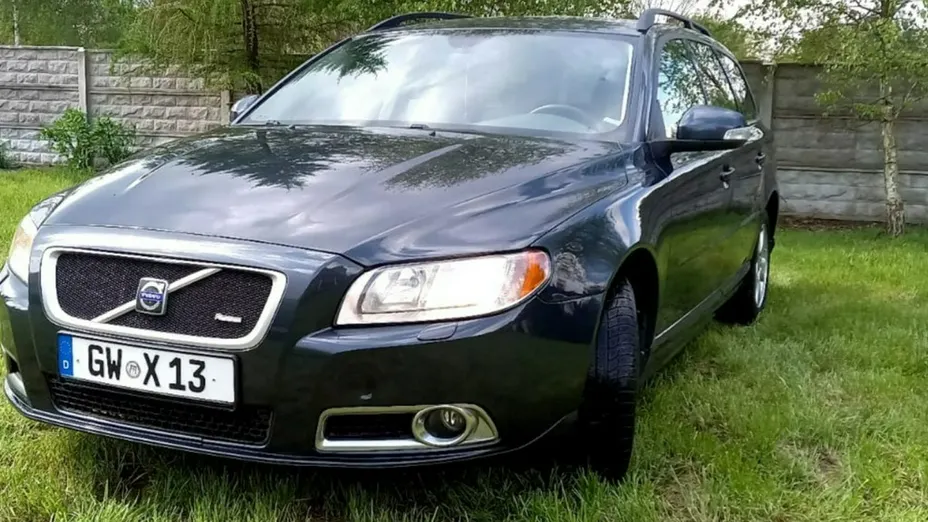 VOLVO V70 -