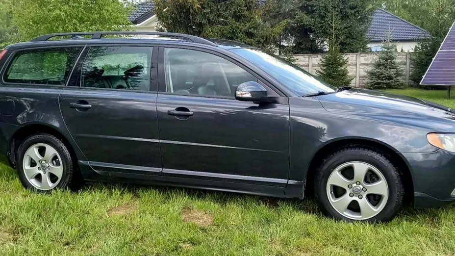 VOLVO V70 -