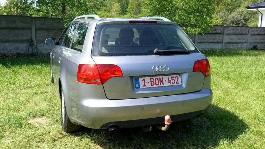AUDI A4 -