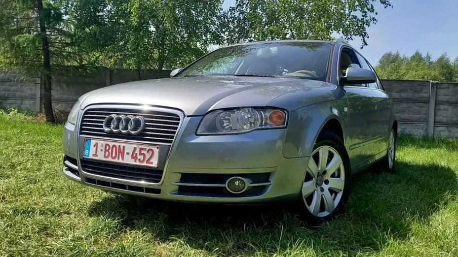 AUDI A4 -