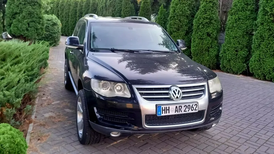 VOLKSWAGEN Touareg -