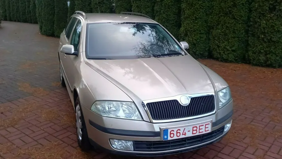 SKODA Octavia -