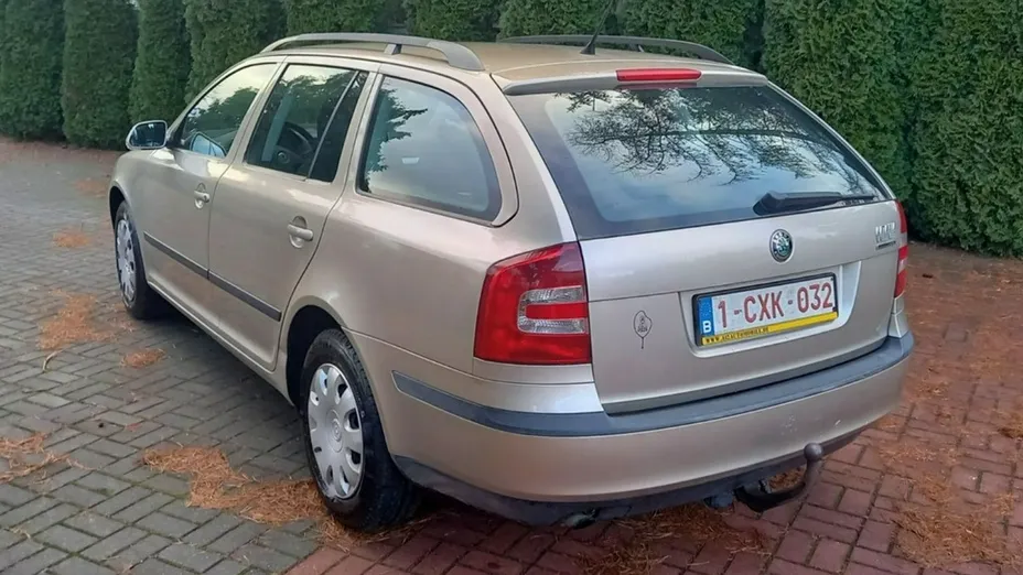 SKODA Octavia -