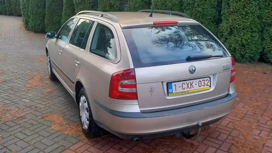 SKODA Octavia -