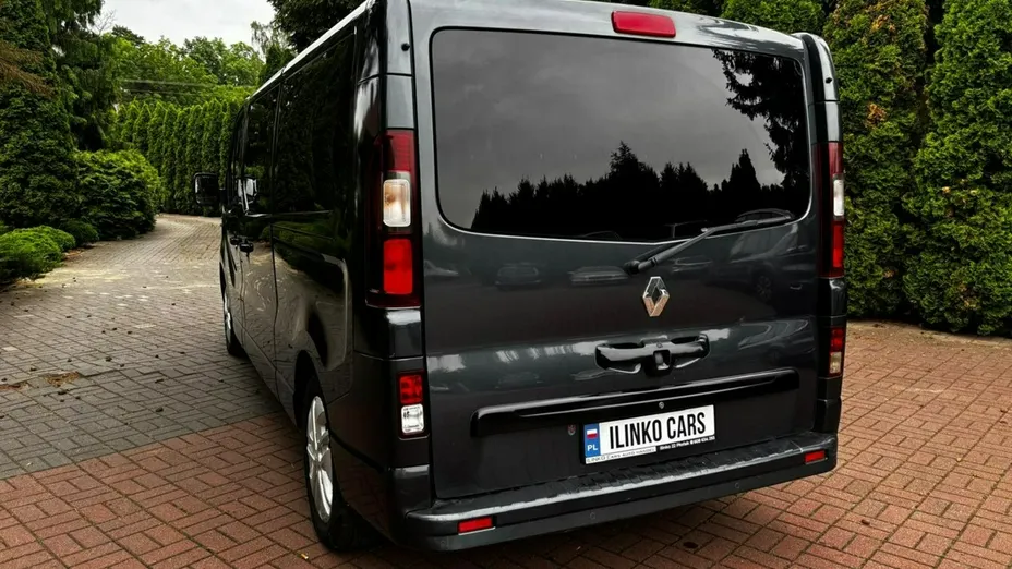 RENAULT Trafic -
