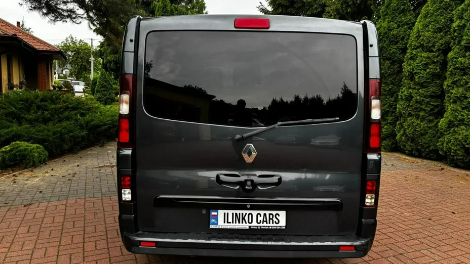 RENAULT Trafic -