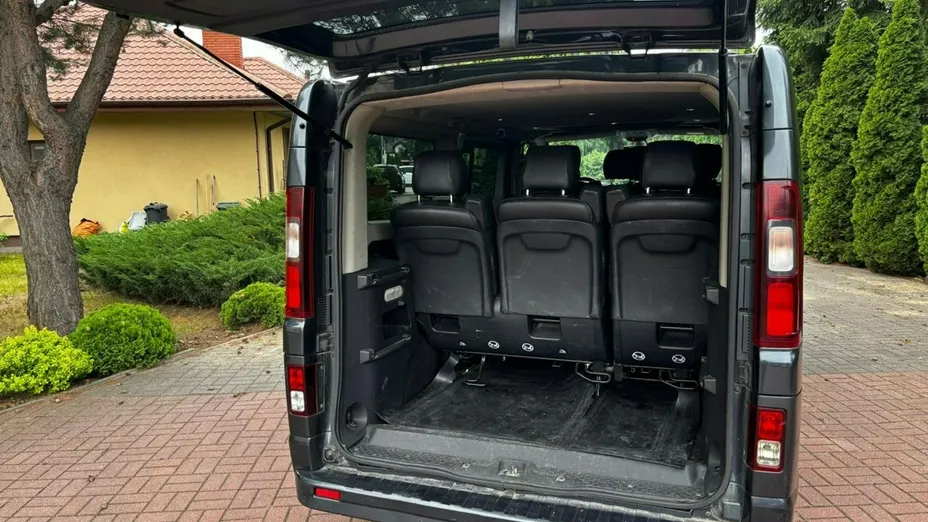 RENAULT Trafic -