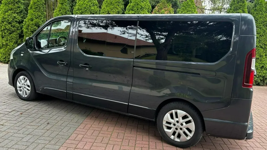 RENAULT Trafic -