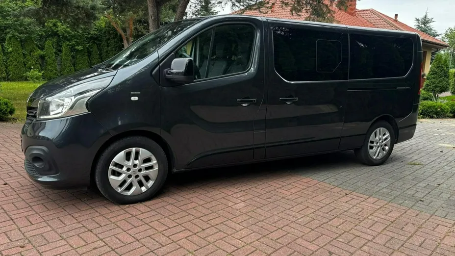 RENAULT Trafic -